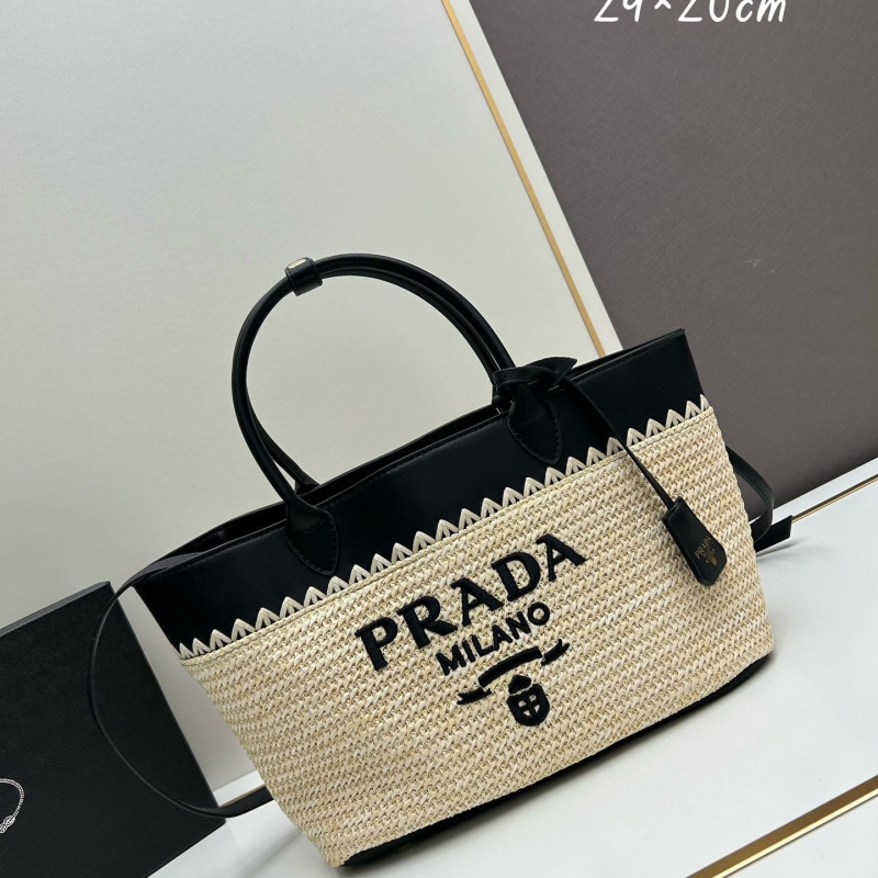 Pra*a shopping bags